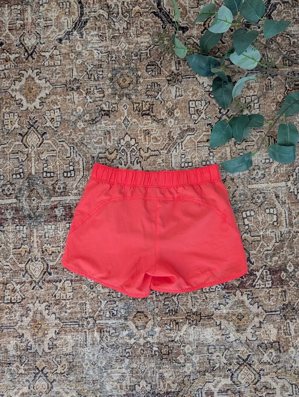 Old Navy Activewear shorts XL